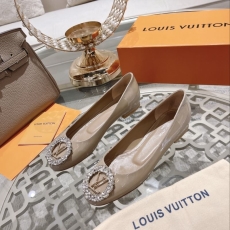 Louis Vuitton Flat Shoes